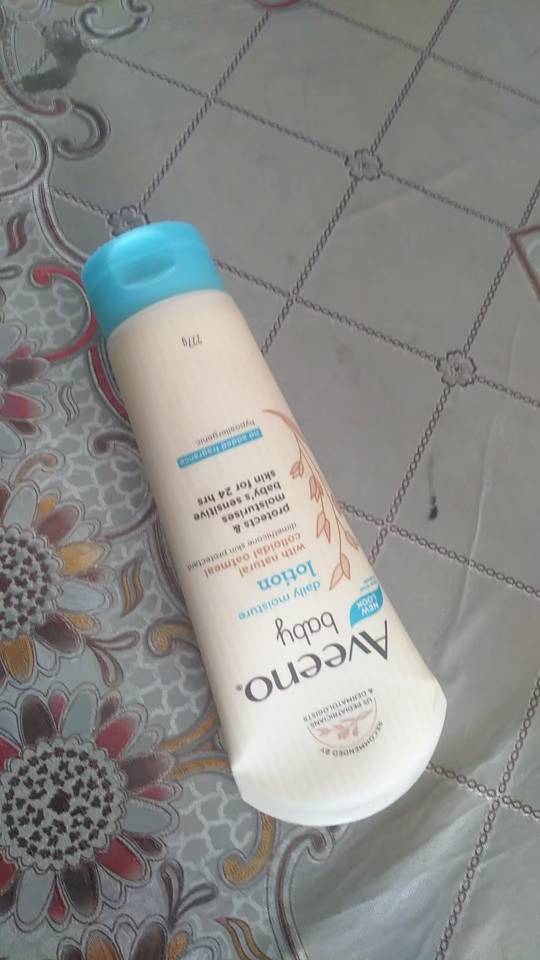 原装进口Aveeno艾维诺婴儿燕麦滋润保湿润肤乳227g(大浅蓝)晒单图