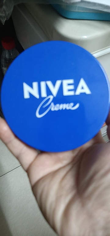 妮维雅(NIVEA)蓝罐多效面霜滋润保湿补水 德国原装进口男女士面霜150ml 身体润肤乳晒单图