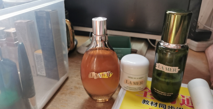 海蓝之谜(LA MER)精华液 鎏金焕颜精华液 血清肌底导入液保湿补水精华水150ml晒单图
