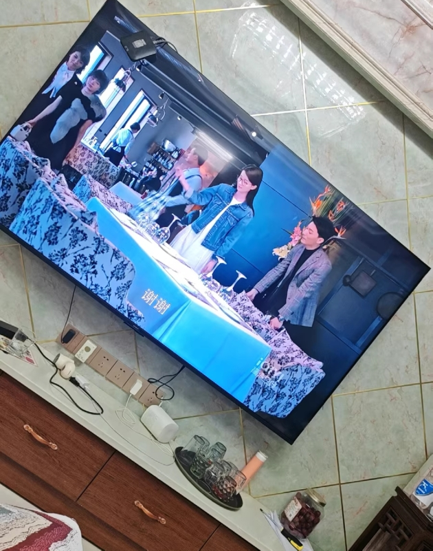 海信电视D70QD 85英寸 信芯AI画质芯片 超薄贴墙 前置回音壁 U+MiniLED 300Hz高刷 电影级广色域晒单图