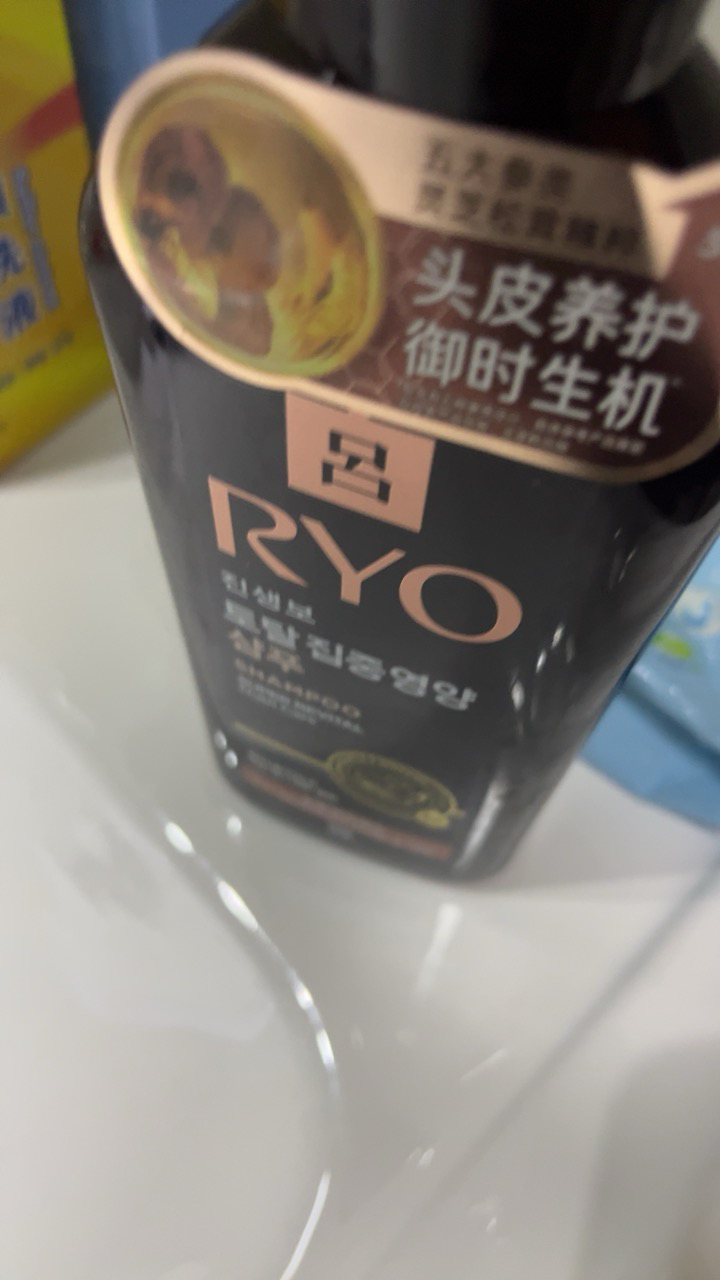 黑吕洗发水 Ryo/吕臻萃奢护焕活滋养强韧洗发水400ml 灵芝松茸奢养 韩国原装进口晒单图