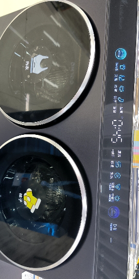 小天鹅(LittleSwan)[迷你小乌梅]双筒分区洗 可组懒人三筒洗衣机 可叠放洗烘一体 TNDD20-08AIDE晒单图