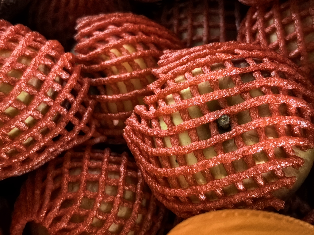 [苏鲜生]四川凉山盐源丑苹果 净重9斤 大果 单果75-80mm 箱装 当季 新鲜水果晒单图