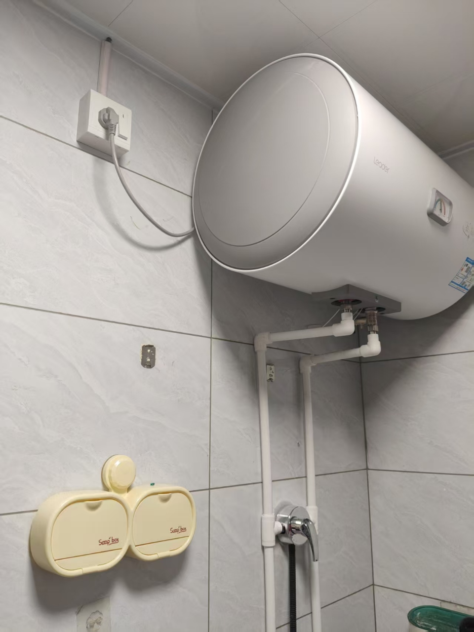 统帅(Leader)海尔智家出品 Leader电热水器家用储水式2200W速热安全节能一级能效 50L X5晒单图