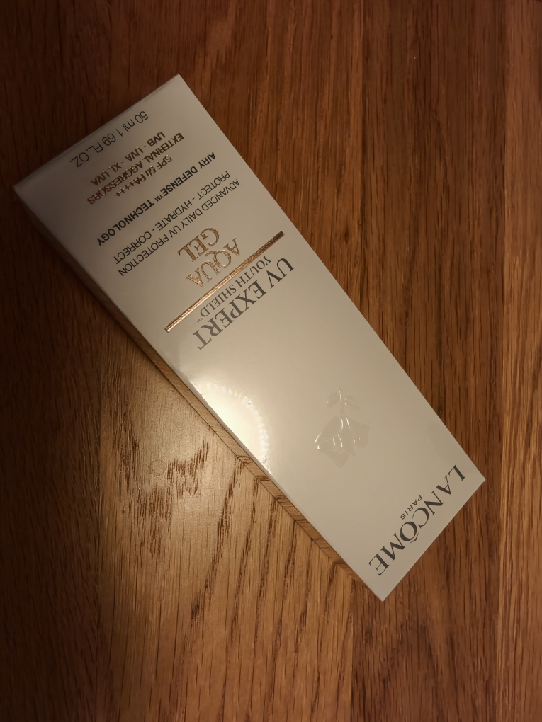 法国(Lancome)兰蔻水漾轻透隔离露UV小白管空气感防晒霜 SPF50柔皙轻透防晒霜50ml 清爽型晒单图