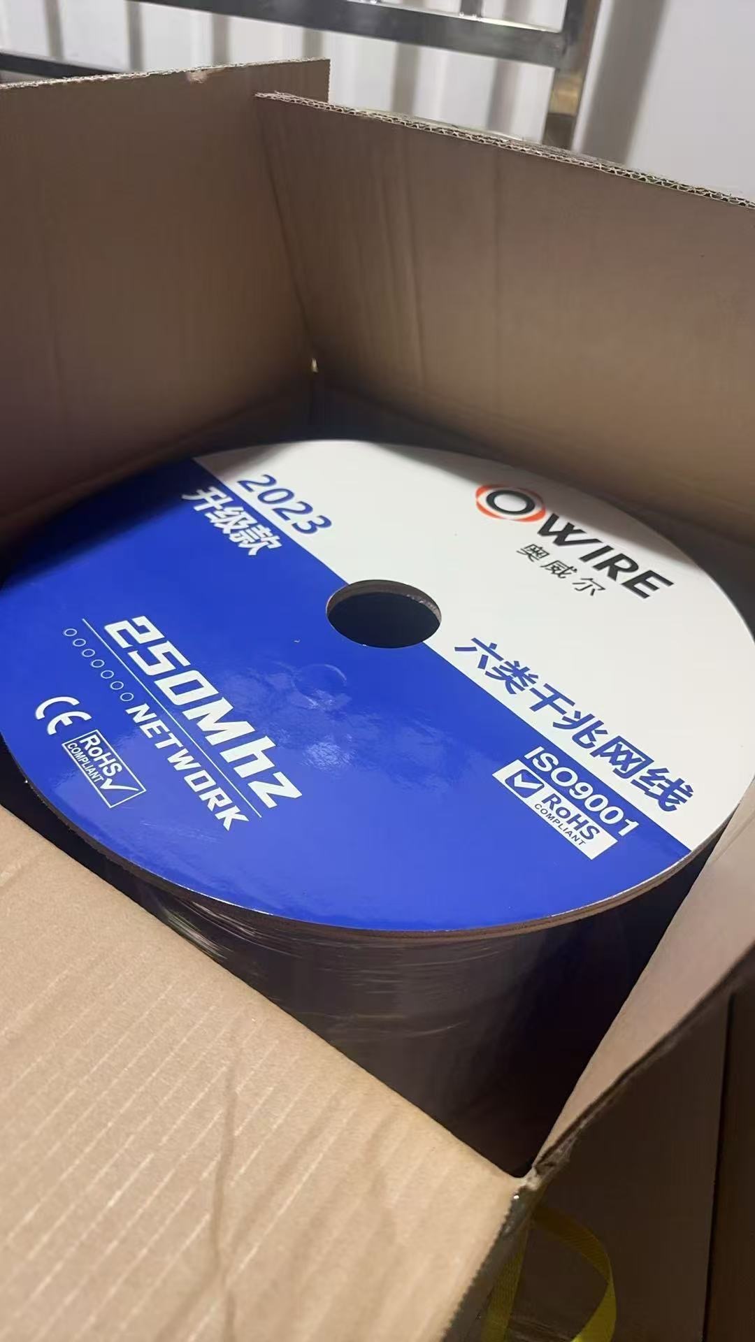 奥威尔(OWIRE) SSKJ-C6-66BL 0.56mm加粗线径 绿 六类4对非屏蔽网线 305.00 米/箱 (计价单位:箱) 绿色晒单图