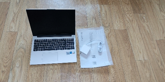 [全新]华为MateBook D16 16GB+1TB 高能版 皓月银 i5-13500H处理器 16英寸笔记本电脑晒单图