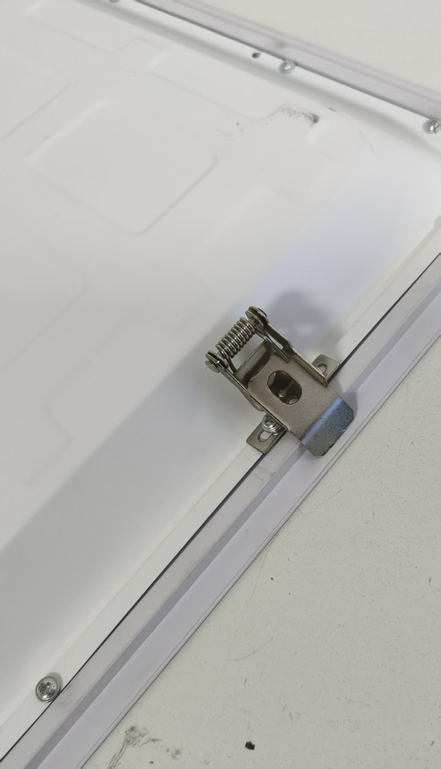 格瑞捷LED三防灯GRJ-SFD-0000-30W套晒单图