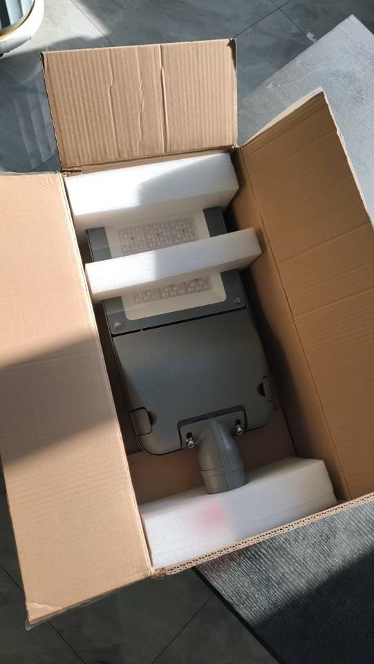 格瑞捷LED路灯GRJ-LP9010-50W套晒单图