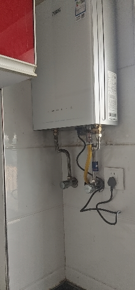 万家乐安睡洗燃气热水器JSQ25-13S9 MAX(F)天然气四驱增压水伺服13升8A超一级恒温玻璃面板防冻节能省气晒单图