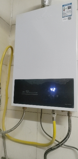 万和(Vanward)[小宇宙WH1 PRO]14升燃气热水器天然气水气双调恒温家用节能省气防冻烫抗风超薄小巧直流变频晒单图