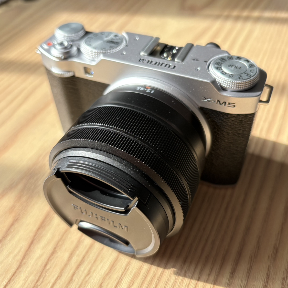 FUJIFILM/富士X-M5银色1545 胶片时尚无反数码相机 20款胶片模拟 2610万像素 vlog视频晒单图