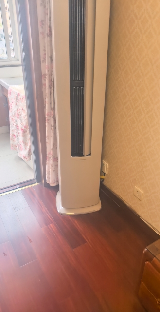 海尔空调(Haier)3匹 变频新1级能效 强冷强热 家用空调柜机KFR-72LW/81@U1-La(典雅灰)晒单图