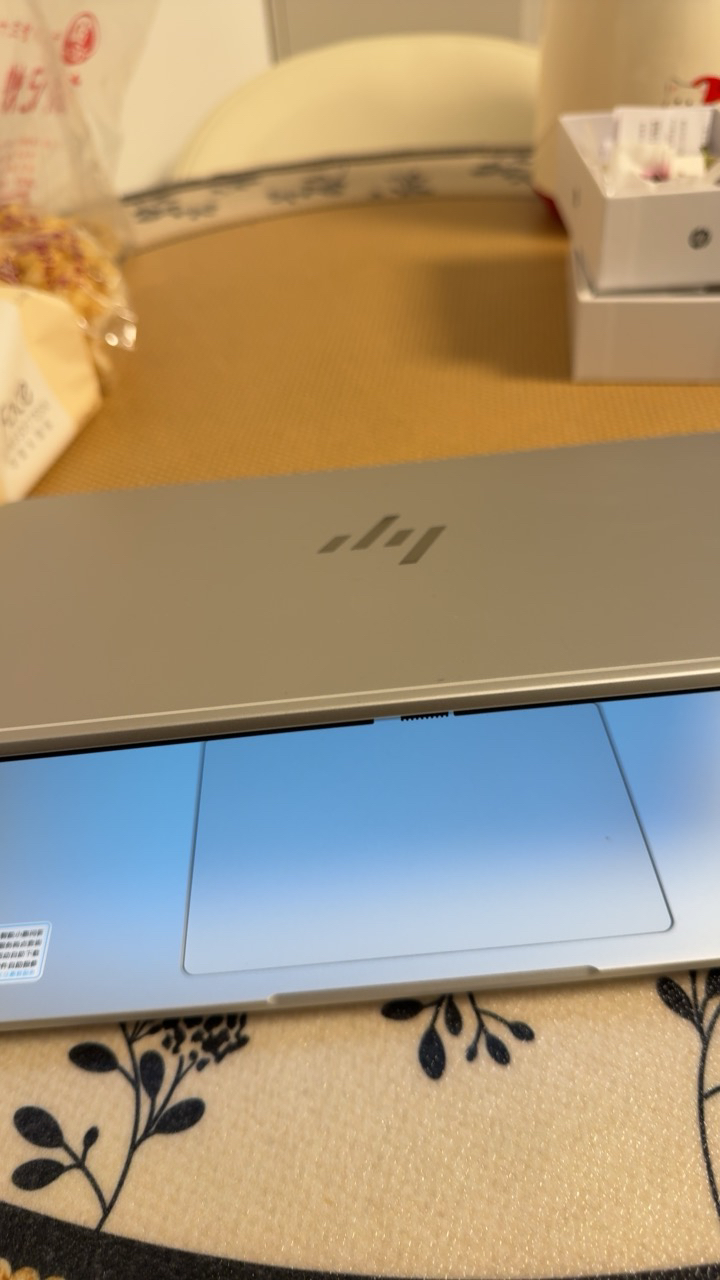 惠普(HP)星BookPro14-fs0021TU笔记本电脑轻薄本14英寸商务办公学生(Intel Core 5-220H 16G 1T 2.2K 120Hz )银晒单图