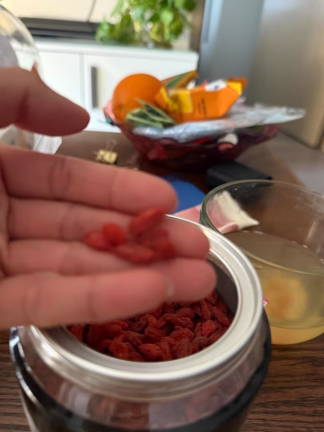 新客体验 杞里香青海黑枸杞50g瓶罐装大颗粒无杂质上等干果泡茶水养生茶饮官方旗舰店晒单图