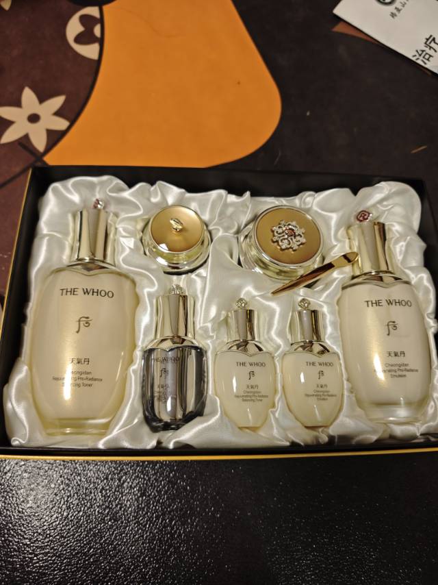 后(Whoo)套装盒套装护肤化妆品保湿 面部护肤套装礼盒 后天气丹pro水乳霜七件套 新版升级晒单图