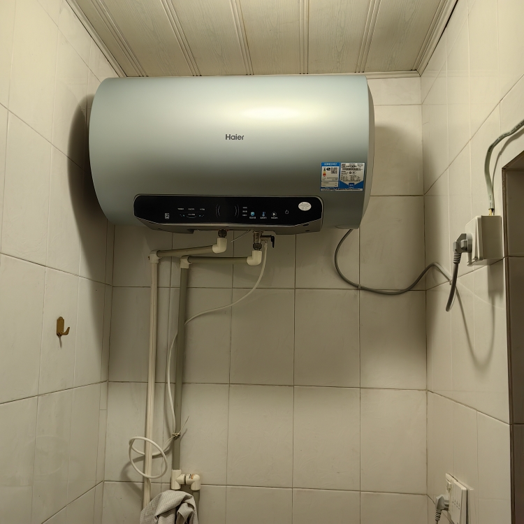 海尔(Haier)60升电热水器EC6002H-MA5U1 3300W变频速热 金刚无缝内胆 镁棒免更换 一级能效节能晒单图