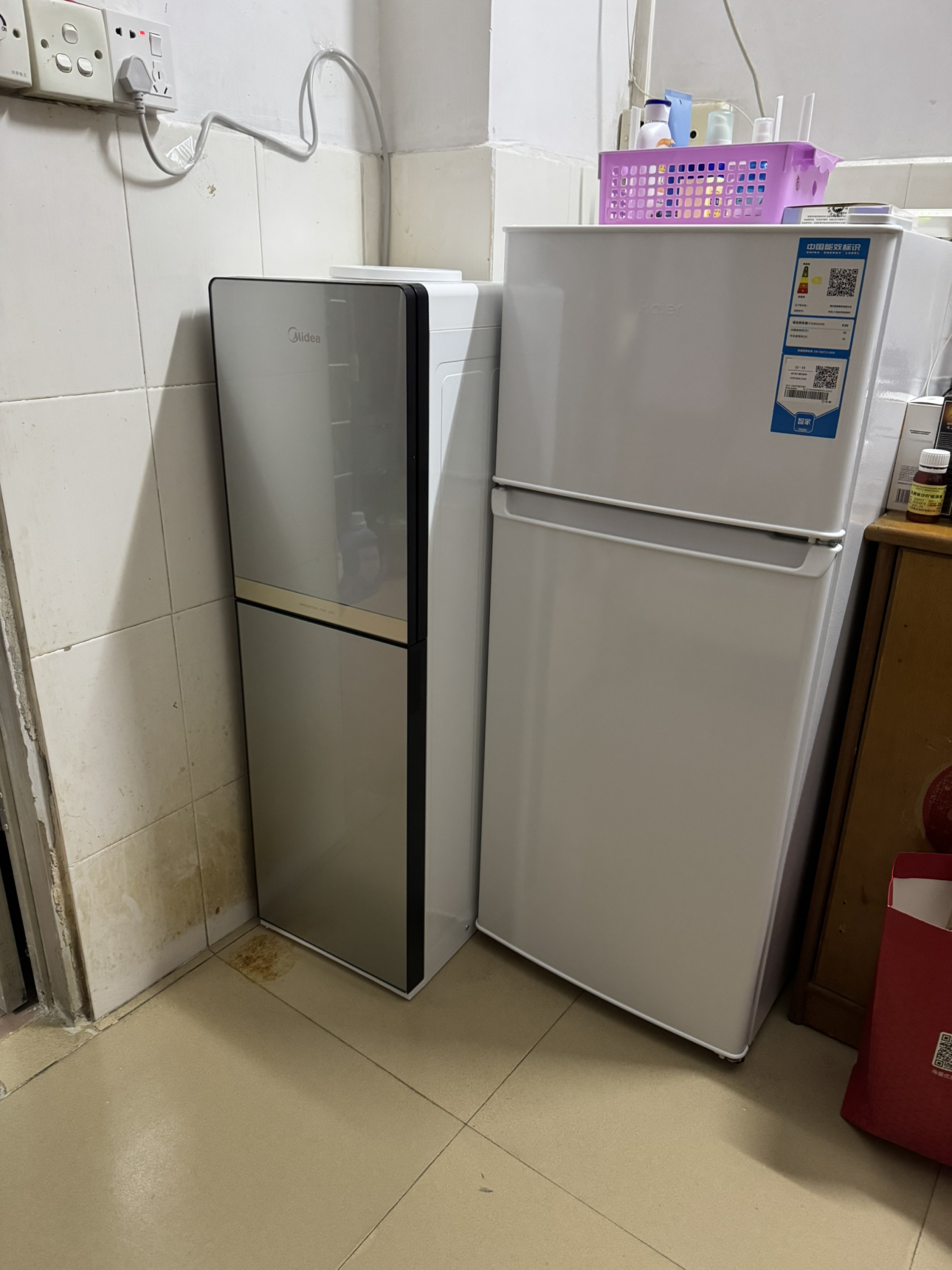 美的(Midea)饮水机家用下置式桶装水立式办公室自动上水加热饮水器 YR1611S-X 温热型晒单图