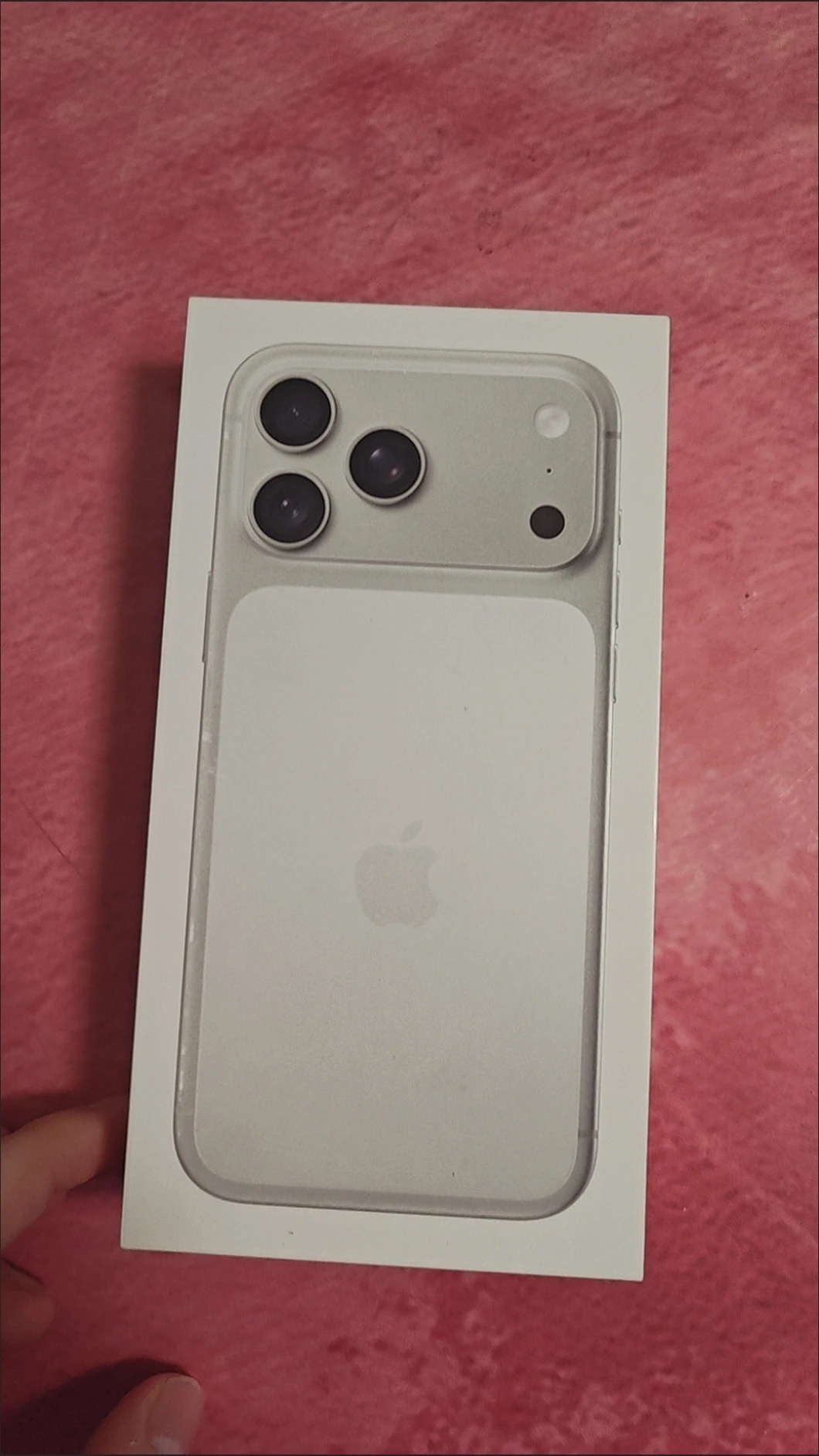 Apple iPhone 17 Pro Max 512G 银色 移动联通电信5G手机晒单图