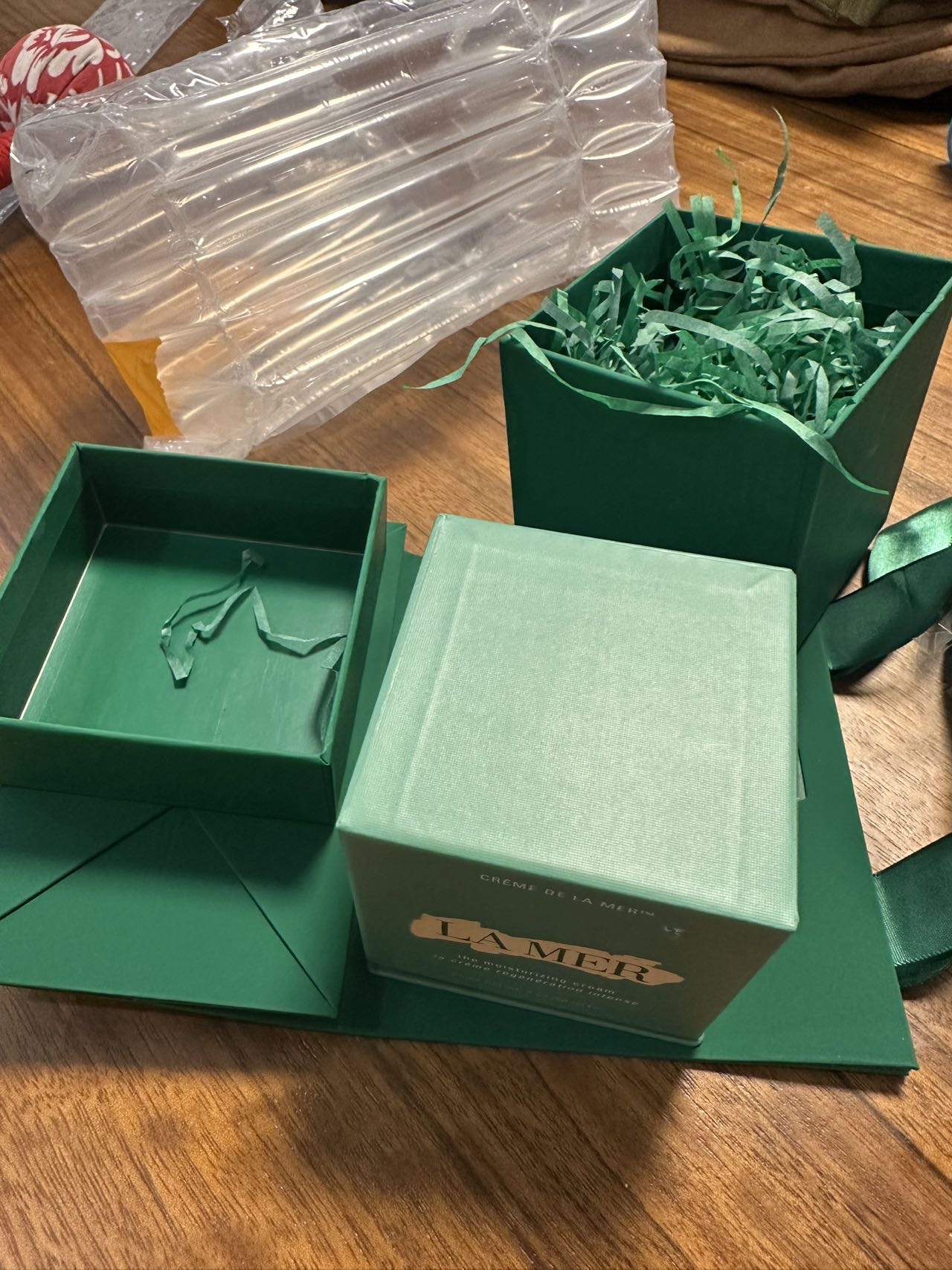 海蓝之谜(LA MER)面霜修护紧致系列海蓝之谜精华面霜(补水保湿 滋润修护)面霜60ml晒单图