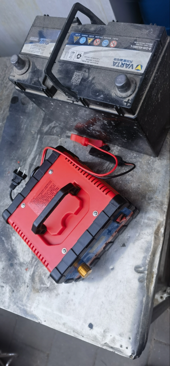 先鸿智能脉冲修复充电器12V/24V电瓶充电机晒单图