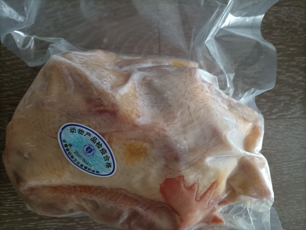 [苏鲜生推荐]三物纪 正宗皖南黄油老母鸡2-2.3斤/只 1只装 新鲜现杀整鸡净膛冷冻竹林慢养鸡走地鸡晒单图