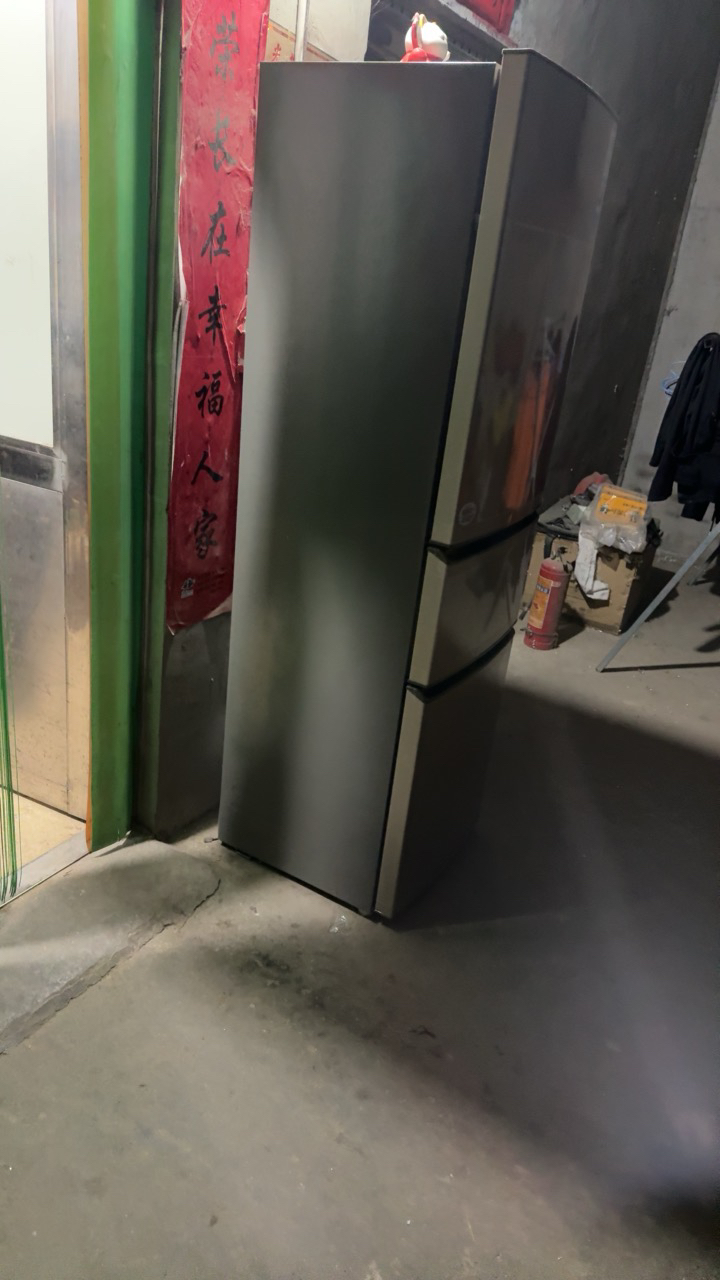 海尔(Haier)219升三门冰箱2级能效 节能家用电冰箱三开门冷藏冷冻BCD-219LHC3E0YH晒单图