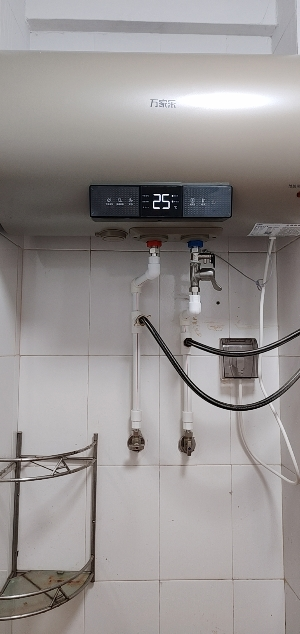 万家乐50升电热水器 3000W速热 家用储水式 出水断电更安全 升级节能模式 一级能效D50-FW0晒单图