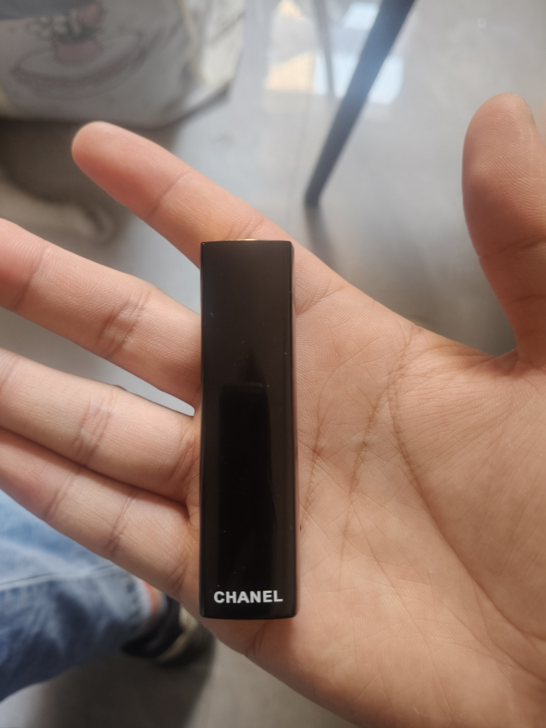 香奈儿(CHANEL)口红/唇膏炫亮魅力水润系列 哑光丝绒系列唇膏3.5g炫亮丝绒哑光58#晒单图