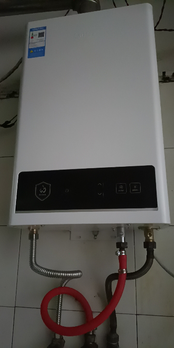 美的(Midea)14升燃气热水器HWF升级款天然气家用智能变频恒温 节能省气 低水压启动JSQ27-HWF Pro晒单图