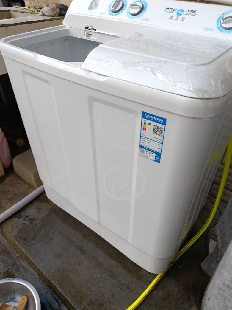 海尔(Haier)12公斤 大容量 双缸洗衣机 半自动 1级能效 宽电压 双电机 XPB120-81D2晒单图