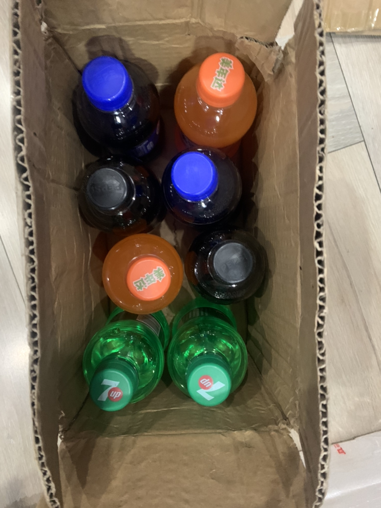 百事可乐 七喜 美年达 可乐 混合系列碳酸饮料300ml*8瓶混口味装 (新老包装随机发货)晒单图