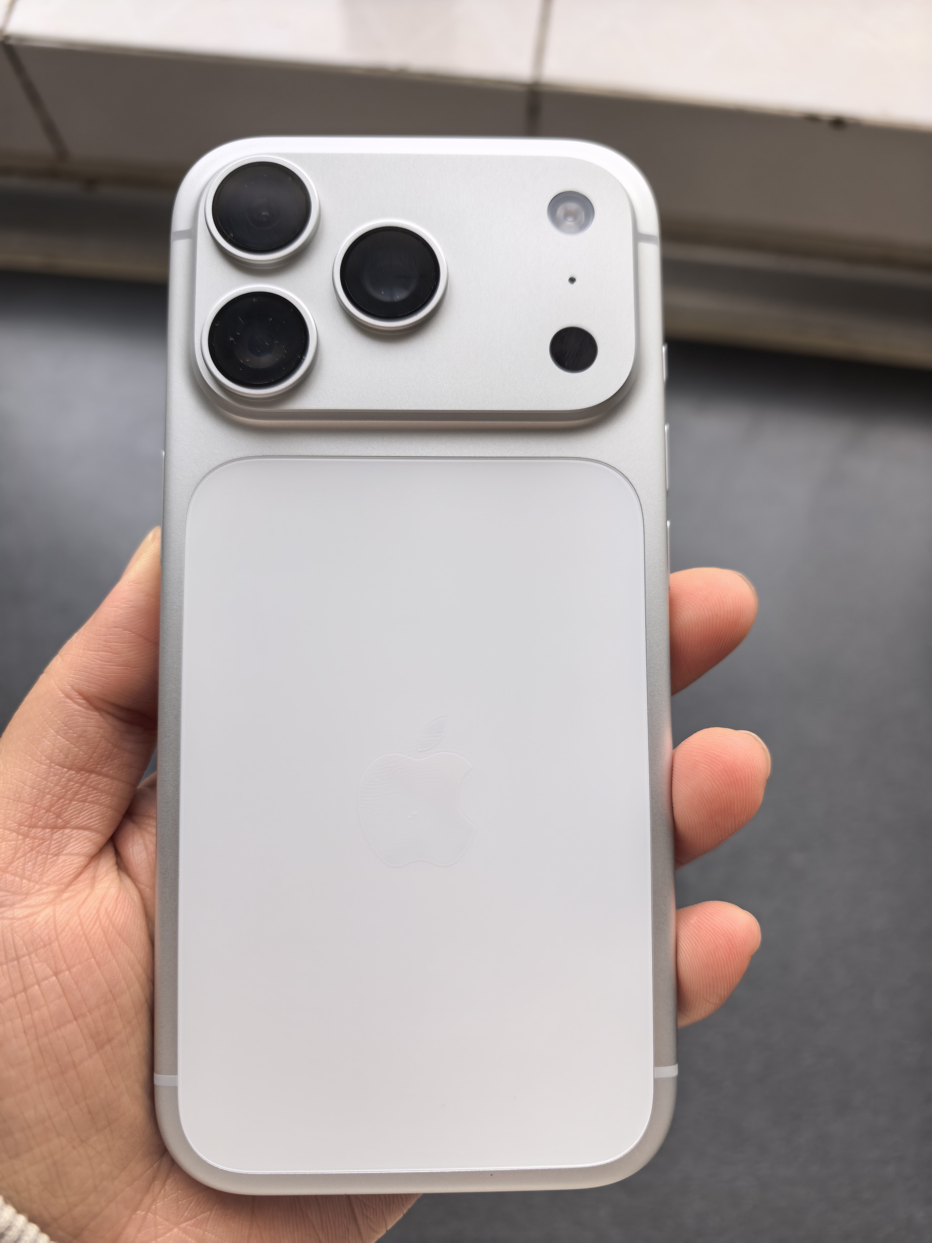 Apple iPhone 17 Pro 512G 银色晒单图