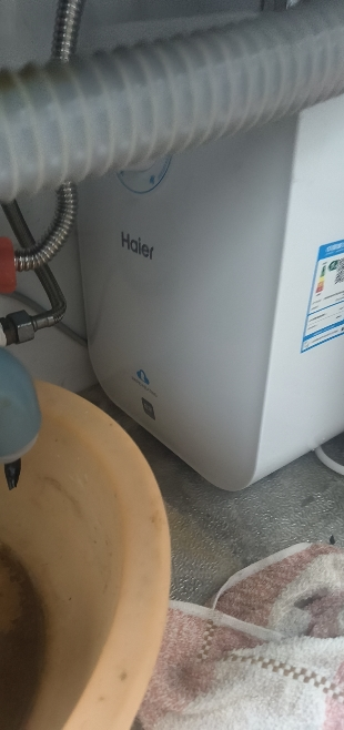 海尔(Haier)6.6升上出水小厨宝 2200W家用厨房速热电热水器 小巧尺寸一级能效节能 EC6.6FA晒单图