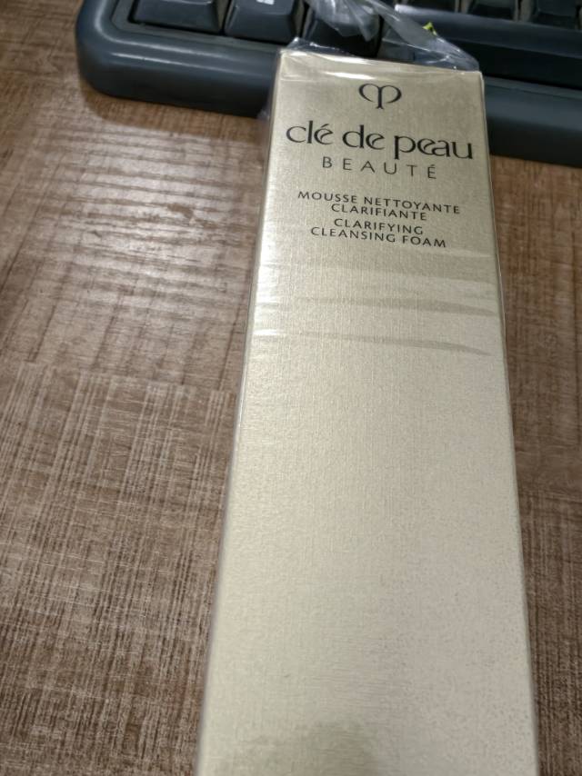 日本资生堂 CPB肌肤之钥光采 洁面膏/泡沫洗面奶/洁面乳 深层清洁 清爽型125ml晒单图