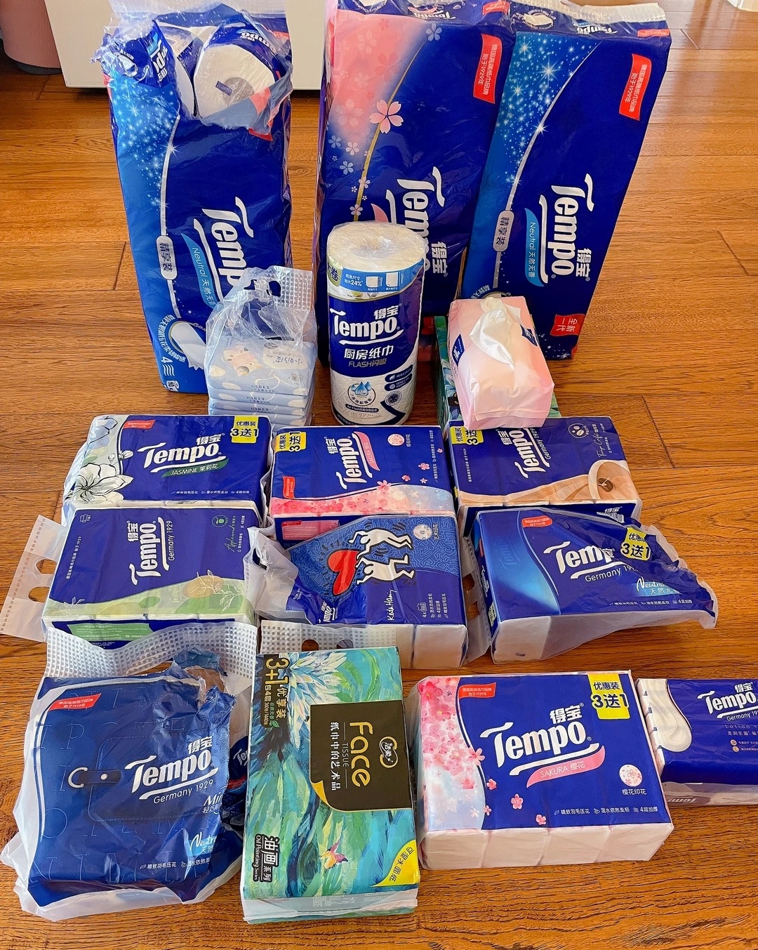 Tempo得宝Mini小雏菊系列抽纸4层80抽18包卫生纸 家用实惠装无香餐巾纸面巾纸卫生纸纸巾(整箱销售)晒单图