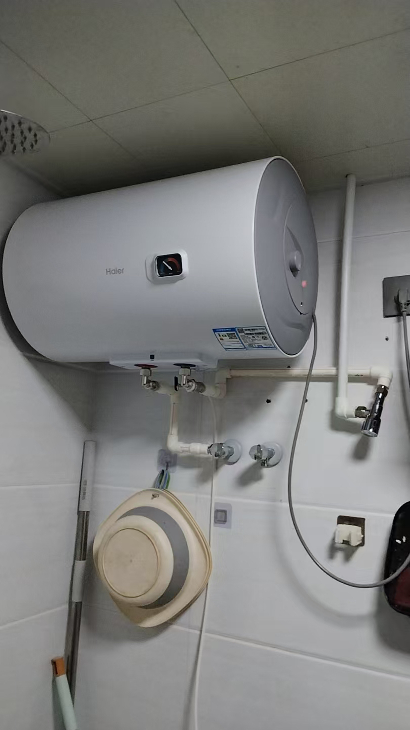 海尔(Haier)[HC3新]50升电热水器 金刚搪瓷胆 国家补贴15% 租房优选大水量 2200W速热家用储水式晒单图