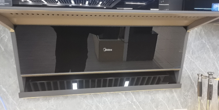 美的(Midea)抽油烟机家用小户型696mm小尺寸侧吸式抽烟机23立方大吸力智感干洗脱排油烟机CXW-160-J27S晒单图