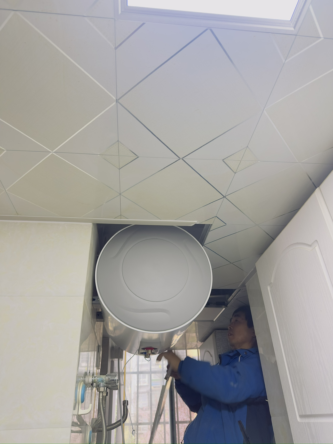 [租房神器]Leader 40升电热水器 海尔智家LES40H-LC(1) 1500W速热 致密保温层 二级能效晒单图