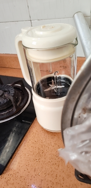 小熊破壁料理机PBJ-M04R3触控定时8刀8档轻巧设计3人以下粥机晒单图