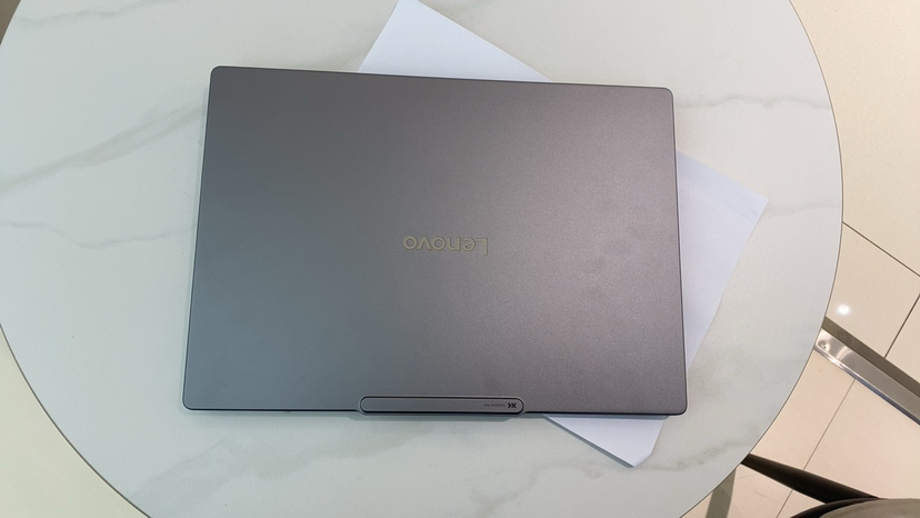 联想小新Pro14 酷睿 AI元启版14英寸轻薄笔记本电脑(全新英特尔酷睿标压3代Ultra5-336H 32G 1T 2.8K OLED 120Hz 1100nits)晒单图