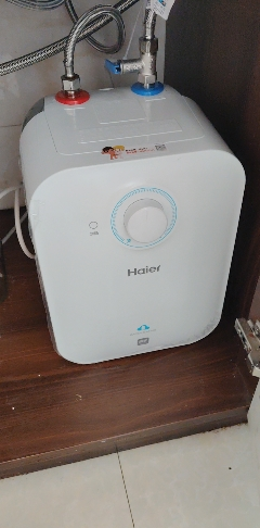 海尔(Haier)6.6升上出水小厨宝 2200W家用厨房速热电热水器 小巧尺寸一级能效节能 EC6.6FA晒单图