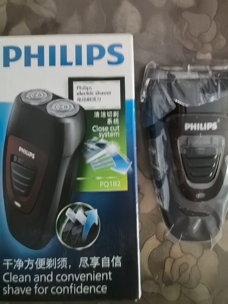 飞利浦(PHILIPS) 电动剃须刀 男士旋转式刮胡须刀 经典PQ系列 实用生日礼物送男友送父亲 充电款PQ182/16晒单图