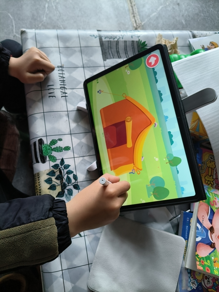 HONOR/荣耀平板9 12.1英寸柔光护眼全面屏pad商务办公影音娱乐教育学习平板电脑 8+256GB[WIFI版]沐光白晒单图