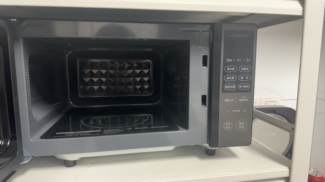 美的(Midea)家用一级变频微波炉800W平板速热一键智能菜单微波杀菌易清洁内胆隐藏式拉手PM20M3晒单图