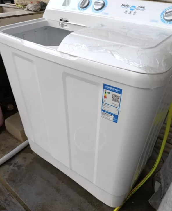 海尔(Haier)12公斤 大容量 双缸洗衣机 半自动 1级能效 宽电压 双电机 XPB120-81D2晒单图