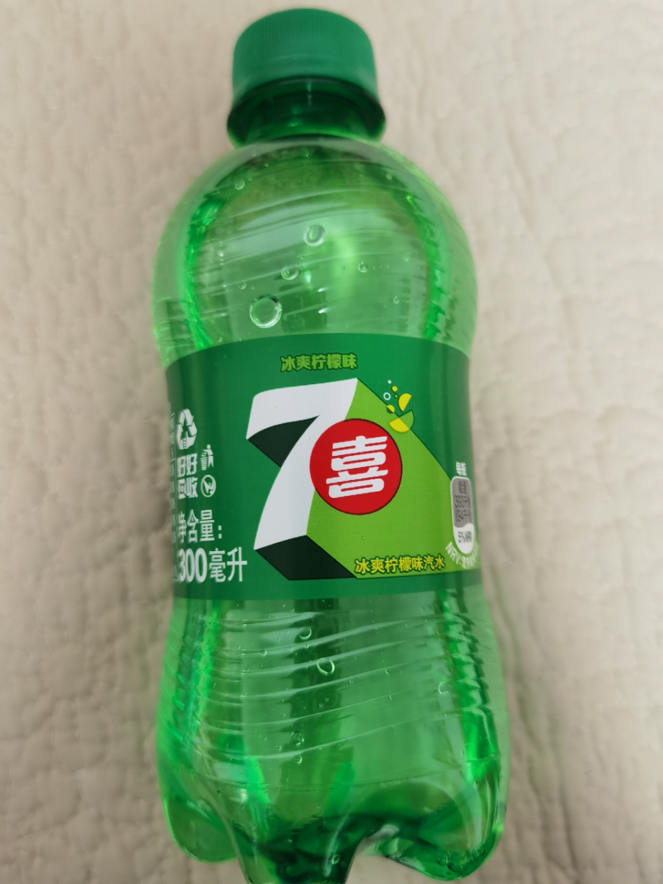百事可乐 7喜 七喜7up 柠檬味 碳酸饮料 300ml*6瓶 (新老包装随机发货)晒单图
