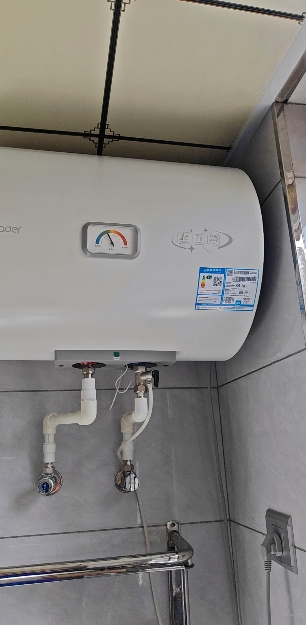 统帅(Leader)海尔智家出品 Leader电热水器家用储水式2200W速热安全节能一级能效 40L X5晒单图