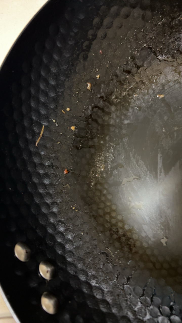 爱仕达铸铁炒锅CF32A5J高纯铁无涂层锈不了燃气电磁炉通用32cm晒单图