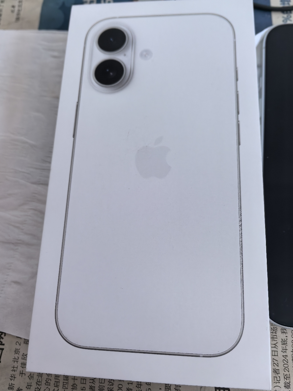 Apple iPhone 17(A3521) 256G 白色 MG6X4CH/A 移动联通电信5G手机晒单图